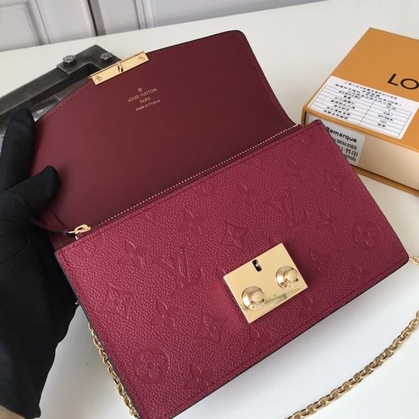 luxury fashion design women bag retro party women chain shoulder bag luxury designer sac bandouli ère messenger bag small flap zipper crossb
luxury fashion design women bag retro party women chain shoulder bag luxury designer sac bandouli ère messenger bag small flap zipper crossb