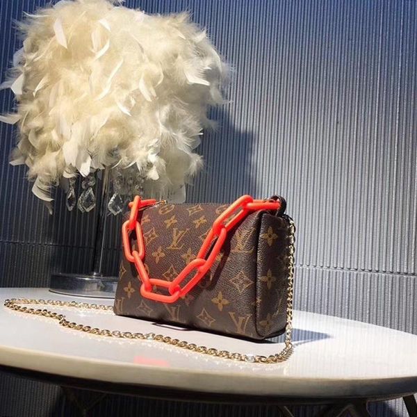 fast delivery womens bag bolso bandolera chain shoulder bags lady luxury classic crossbody bag trend women zipper handbags
fast delivery womens bag bolso bandolera chain shoulder bags lady luxury classic crossbody bag trend women zipper handbags