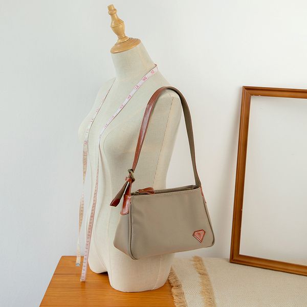 dai.mm 2020 new armpit bag women's casual nylon small bag retro niche ladies canvas european and american fashion shoulder
dai.mm 2020 new armpit bag women's casual nylon small bag retro niche ladies canvas european and american fashion shoulder