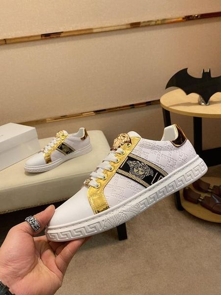 2020h luxury men's medusa printed low-casual tide shoes, high-quality fashion catwalk shoes outdoor sports shoes, size: 38-451, Black
2020h luxury men's medusa printed low-casual tide shoes, high-quality fashion catwalk shoes outdoor sports shoes, size: 38-451, Black