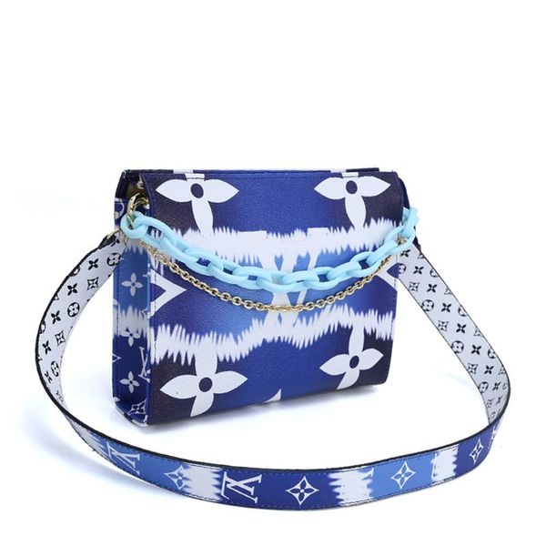 luxury women leather clutch bag toilet pouch crossbody bags drop ship ladies totes zipper messenger bag retro style shoulder bags handbag
luxury women leather clutch bag toilet pouch crossbody bags drop ship ladies totes zipper messenger bag retro style shoulder bags handbag