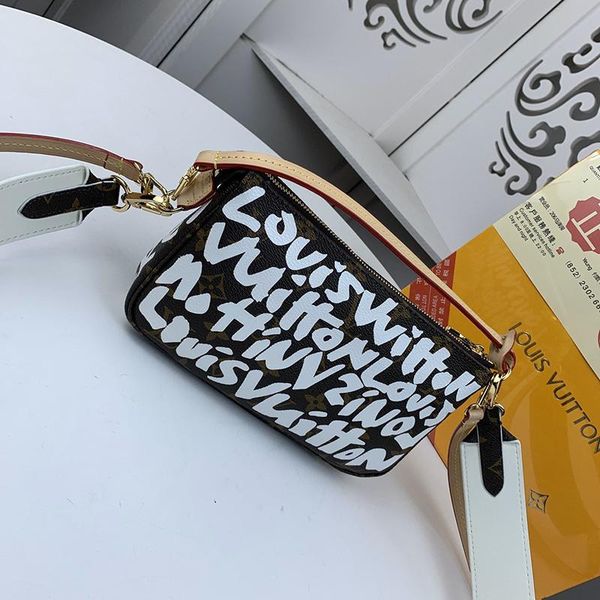 drop ship women bags new arrival zipper crossbody bag with origin box leather shoulder bags luxury designer ladies messenger bags
drop ship women bags new arrival zipper crossbody bag with origin box leather shoulder bags luxury designer ladies messenger bags