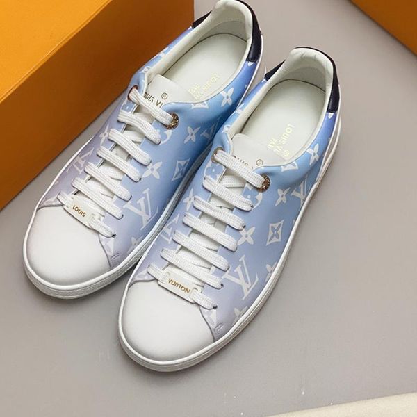 98 designer luxury women's casual fashion shoes, women's outdoor casual travel shoes, fast delivery, original box, Black
98 designer luxury women's casual fashion shoes, women's outdoor casual travel shoes, fast delivery, original box, Black