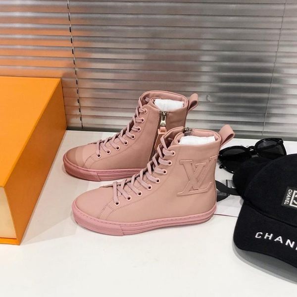 23 designer luxury female casual fashion shoes, outdoor casual travel shoes, fast delivery, original box, Black
23 designer luxury female casual fashion shoes, outdoor casual travel shoes, fast delivery, original box, Black