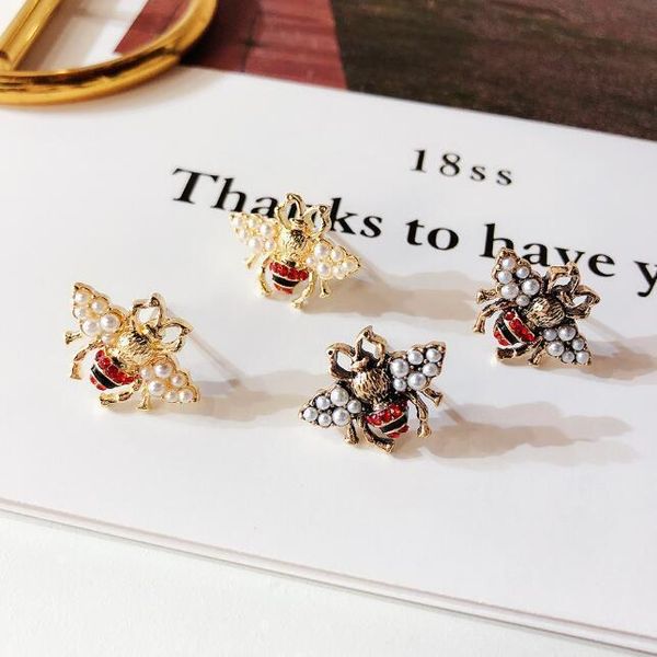 fashion designer bee stud earrings for women luxury alloy vintage pearl copper bee style earring jewelry gifts, Golden
fashion designer bee stud earrings for women luxury alloy vintage pearl copper bee style earring jewelry gifts, Golden