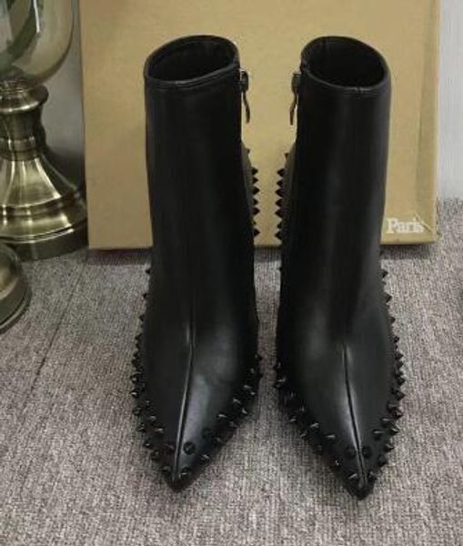 2019 luxury black red leather with spikes pointed toes womens ankle fashion designer ladies red bottom high heels shoes pumps cs02
2019 luxury black red leather with spikes pointed toes womens ankle fashion designer ladies red bottom high heels shoes pumps cs02
