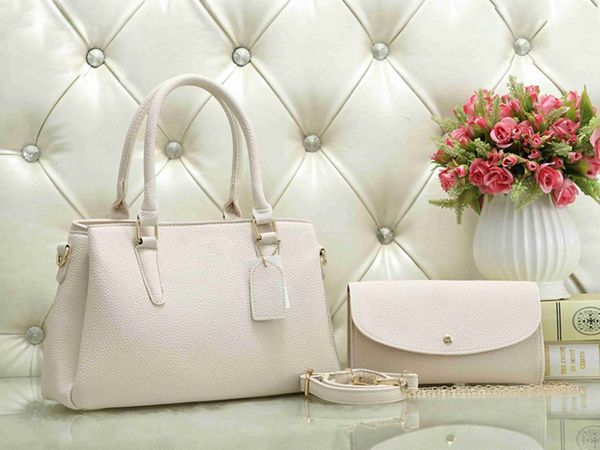 2020 handbags shoulder bags women bags designer handbags wallets for women fashion sheepskin leather chain bag shoulder bags clutch bag 1920
2020 handbags shoulder bags women bags designer handbags wallets for women fashion sheepskin leather chain bag shoulder bags clutch bag 1920