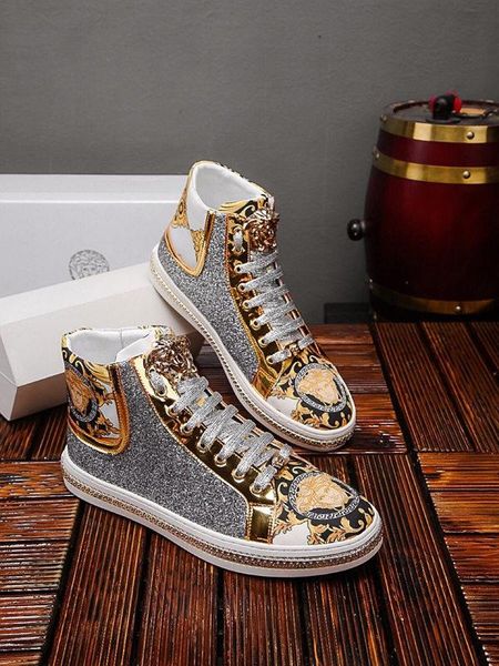 2020u autumn and winter new trend leather men's shoes high-casual shoes, fashion versatile comfortable sports shoes,original box de
2020u autumn and winter new trend leather men's shoes high-casual shoes, fashion versatile comfortable sports shoes,original box de