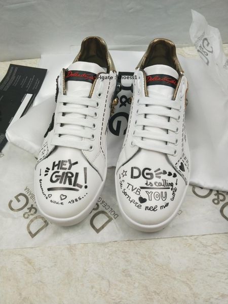 2021f luxury men 's and women 's graffiti hand -painted lace -up casual sneakers ,fashionable wild high -end couple banquet shoe, Black
2021f luxury men 's and women 's graffiti hand -painted lace -up casual sneakers ,fashionable wild high -end couple banquet shoe, Black