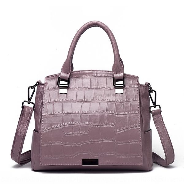 2020 new crocodile pattern hand genuine shoulder strap cowhide leather shoulder women's bag fashion crossbody cowhide bag guangzhou, White
2020 new crocodile pattern hand genuine shoulder strap cowhide leather shoulder women's bag fashion crossbody cowhide bag guangzhou, White