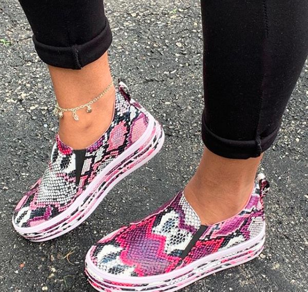 and summer 2020 new european and american serpentine pu flat bottom sports shoes board shoes small white snake, Black
and summer 2020 new european and american serpentine pu flat bottom sports shoes board shoes small white snake, Black