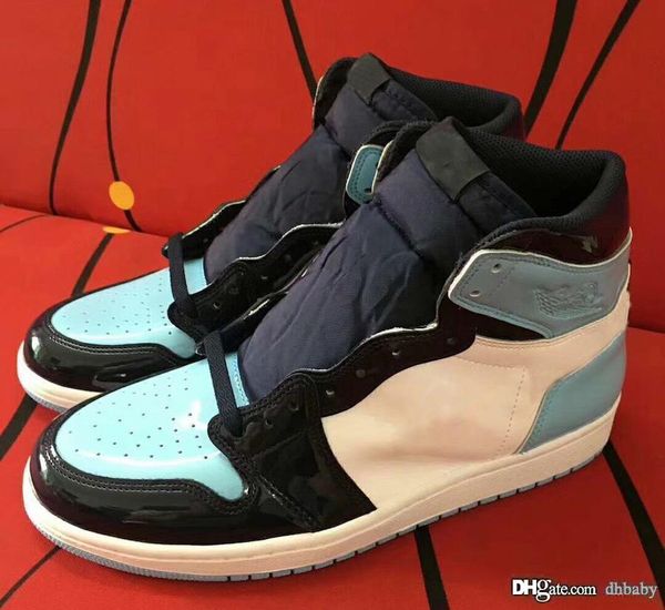 2019 1 high og unc patent basketball shoes mens obsidian blue chill white 1s sports boots retro sneakers cd0461-401 with original box
2019 1 high og unc patent basketball shoes mens obsidian blue chill white 1s sports boots retro sneakers cd0461-401 with original box