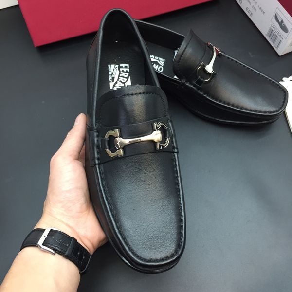 2020 latest black leather casual shoes men's casual shoes fashion trend comfortable shoe size 39-44 type 39745400595a
2020 latest black leather casual shoes men's casual shoes fashion trend comfortable shoe size 39-44 type 39745400595a