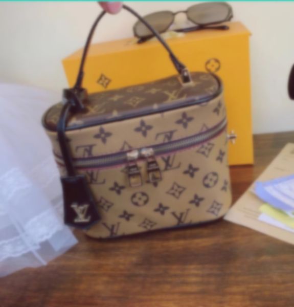 # z020 л.в. louis в.в. vuitton женщины сумка на ремне простой мод высокого pu цвет большого crossbody сумка роскошных сумки сумка
# z020 л.в. louis в.в. vuitton женщины сумка на ремне простой мод высокого pu цвет большого crossbody сумка роскошных сумки сумка