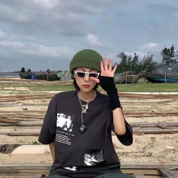 thin half finger-wearing gloves street men' and women' performance five-finger black open-toe bicycle gloves bicycle cycling, Blue;gray
thin half finger-wearing gloves street men' and women' performance five-finger black open-toe bicycle gloves bicycle cycling, Blue;gray