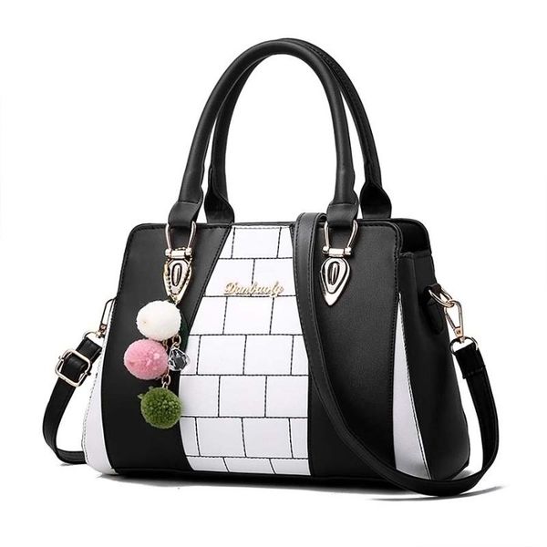 2020 new women's bag hit color hair ball handbag european and american one-shoulder diagonal mother bag ladies
2020 new women's bag hit color hair ball handbag european and american one-shoulder diagonal mother bag ladies