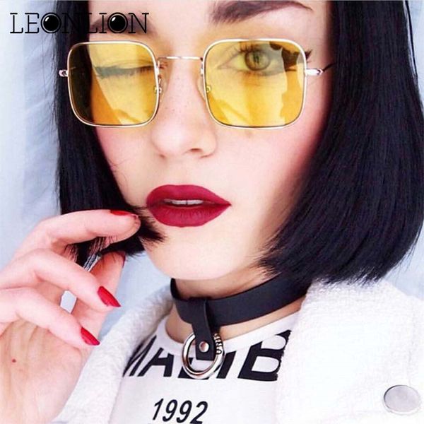 leonlion 2020 vintage square ocean lens sunglasses women brand designer small frame alloy sunglasses reflective mirror glasses, White;black
leonlion 2020 vintage square ocean lens sunglasses women brand designer small frame alloy sunglasses reflective mirror glasses, White;black