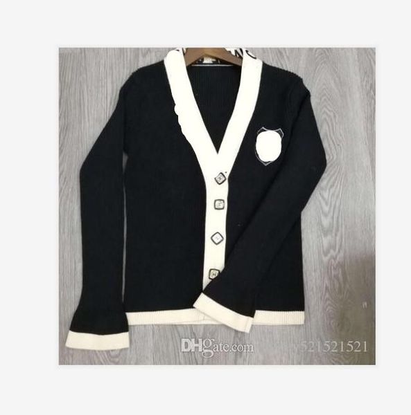 2020 new design fashion women's embroidery letters long sleeve slim waist v-neck single breasted knitted sweater cardigan coat s l, White;black
2020 new design fashion women's embroidery letters long sleeve slim waist v-neck single breasted knitted sweater cardigan coat s l, White;black
