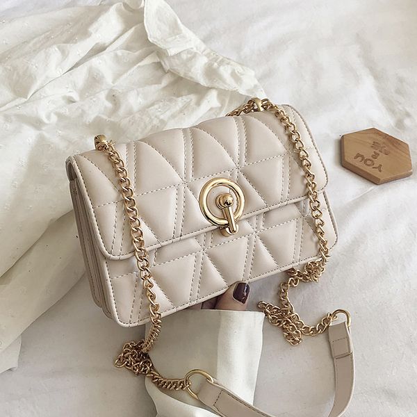 new fashion women messenger bags cute wild version of the slung shoulder small square bag trend mini women handbags bag hot
new fashion women messenger bags cute wild version of the slung shoulder small square bag trend mini women handbags bag hot