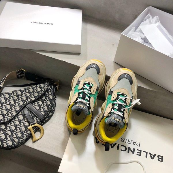 2020vk mens designer shoes running sneakers monogram flowers rubber outsole casual sneakers mens jogging shoelaces original box packaging, Black