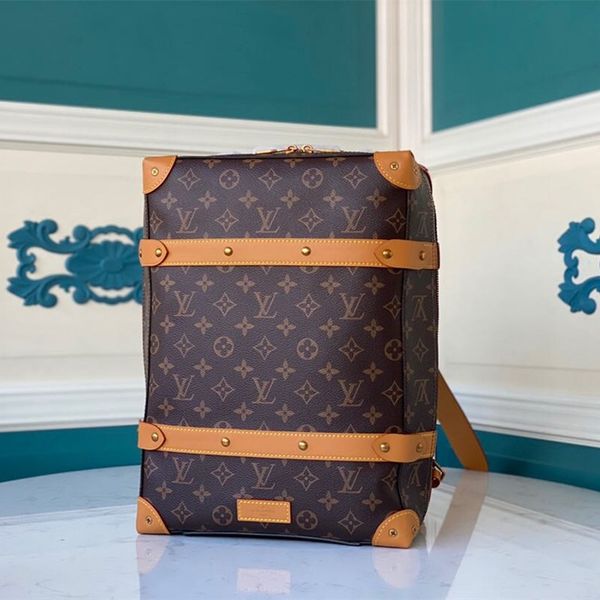 7a high-end custom quality classic backpack gold metal accessories give the suitcase configuration with the backpack function
7a high-end custom quality classic backpack gold metal accessories give the suitcase configuration with the backpack function