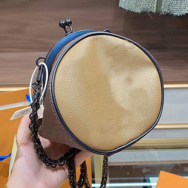 mini women canvas shoulder bag lady chain wallet fashion monogram crossbody handbag purse genuine leather handbag
mini women canvas shoulder bag lady chain wallet fashion monogram crossbody handbag purse genuine leather handbag