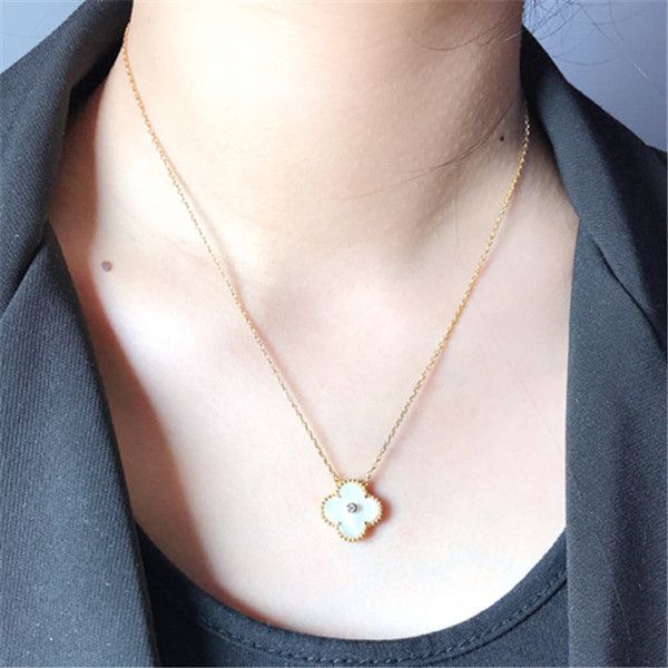 s925 sterling silver necklace female clover clavicle chain japanese and korean simple versatile lucky grass pendant
s925 sterling silver necklace female clover clavicle chain japanese and korean simple versatile lucky grass pendant