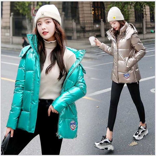2020 new winter women parkas hooded warm thick glossy coat jacket female cotton-padded short parka gilrs jaqueta feminina g695, Black
2020 new winter women parkas hooded warm thick glossy coat jacket female cotton-padded short parka gilrs jaqueta feminina g695, Black