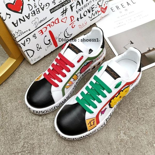 2021p high -quality men and women graffiti hand -painted lace -up casual board shoes ,fashionable wild couple party shoes ,size :35 -45, Black
2021p high -quality men and women graffiti hand -painted lace -up casual board shoes ,fashionable wild couple party shoes ,size :35 -45, Black