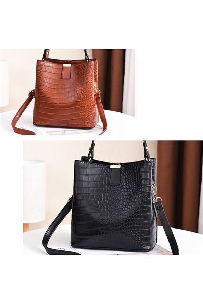 cartoon personality crossbody bags for women pu leather women's shoulder bag female handbag solid color mini women bag black#997
cartoon personality crossbody bags for women pu leather women's shoulder bag female handbag solid color mini women bag black#997