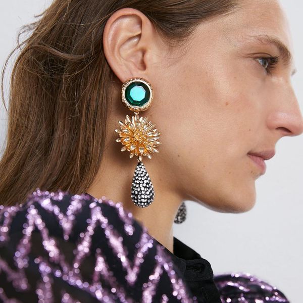 vodeshanliwen za metal flower earrings for women fashion water drop rhinestone dangle earrings 2019 vintage accessory, Silver
vodeshanliwen za metal flower earrings for women fashion water drop rhinestone dangle earrings 2019 vintage accessory, Silver
