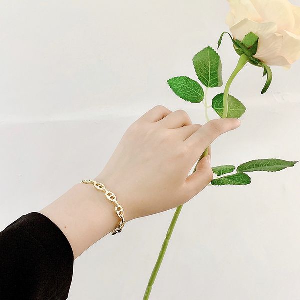 srcoi simple geometric hollow spiral bracelet minimalist opening adjustable gold silver color regular bracelet women jewelry, Black
srcoi simple geometric hollow spiral bracelet minimalist opening adjustable gold silver color regular bracelet women jewelry, Black