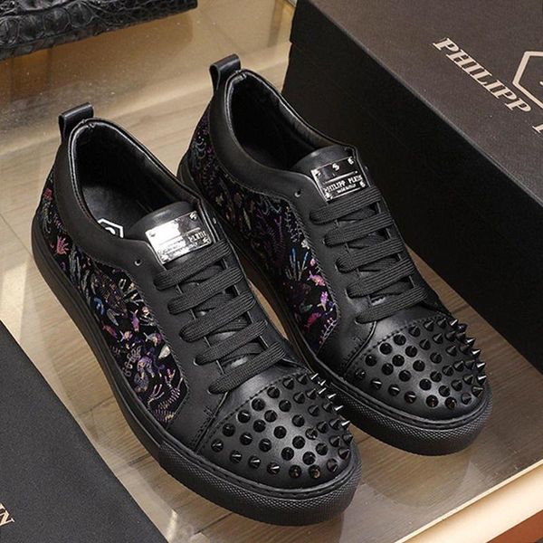 luxury studs men 's shoes fast delivery new arrival low casual lightweight lace -up shoes sale with origin box scarpe sportive da 
luxury studs men 's shoes fast delivery new arrival low casual lightweight lace -up shoes sale with origin box scarpe sportive da