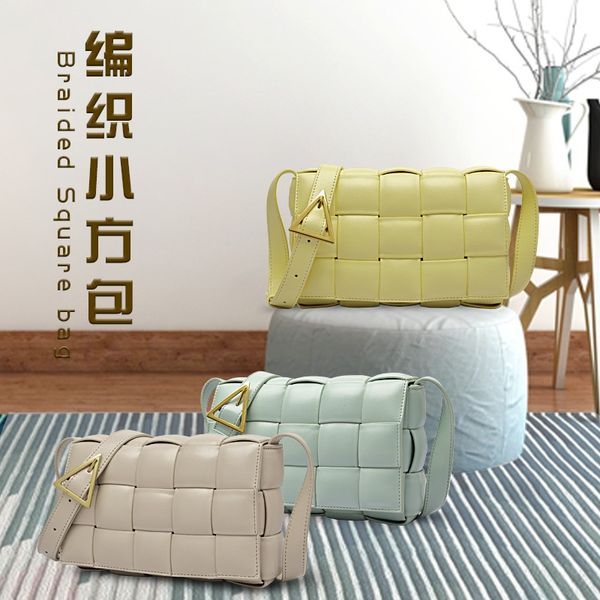 swx3g fashion internet celebrity niche versatile woven messenger shoulder zipper bag 2020 new girls solid color adjustable zipper shoulder b, White
swx3g fashion internet celebrity niche versatile woven messenger shoulder zipper bag 2020 new girls solid color adjustable zipper shoulder b, White