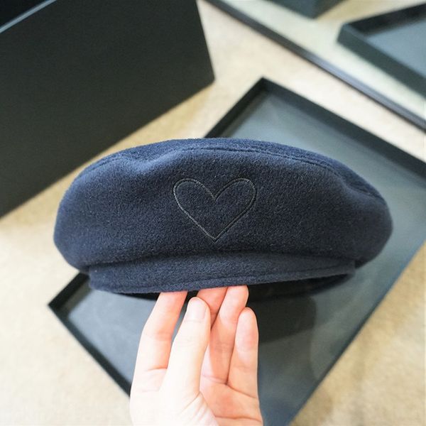 new painter's hat beret beret woolen cloth painter hat love embroidery beet warm lady korean cute, Blue;gray
new painter's hat beret beret woolen cloth painter hat love embroidery beet warm lady korean cute, Blue;gray