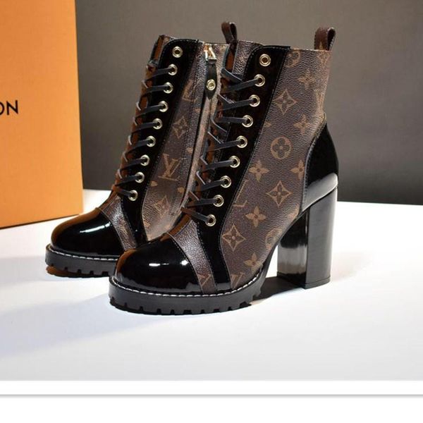 80 new women's casual shoes, luxury designer women's shoes, outdoor travel party shoes, original box packaging, Black
80 new women's casual shoes, luxury designer women's shoes, outdoor travel party shoes, original box packaging, Black