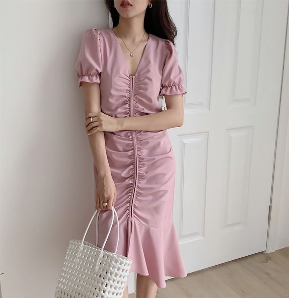korean chic french sweet v-neck pleated slim waist slimming bubble sleeve fishtail dress edge dress for women, Black;gray
korean chic french sweet v-neck pleated slim waist slimming bubble sleeve fishtail dress edge dress for women, Black;gray