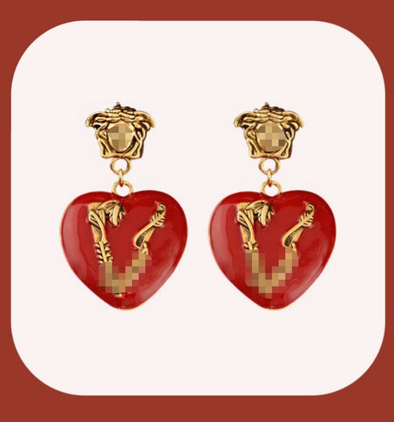 designer luxury earrings with red heart studs brass color retaining label fashion temperament earring earrings airmail ff 2072103b, Golden
designer luxury earrings with red heart studs brass color retaining label fashion temperament earring earrings airmail ff 2072103b, Golden