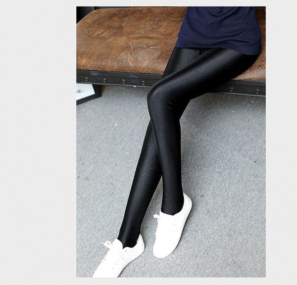 the new step on the foot shiny pants thin section women wearing nine points stretch pants large size slim nylon leggings, Black
the new step on the foot shiny pants thin section women wearing nine points stretch pants large size slim nylon leggings, Black