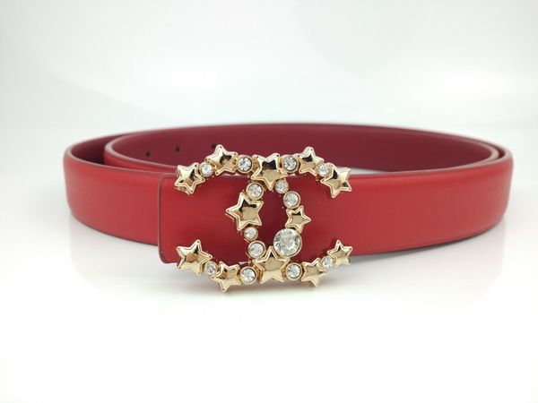 in 2019, fashion designers designed popular fashion belts, and luxury belts for men's and women's boutique leather goods are of sh, Blue;gray
in 2019, fashion designers designed popular fashion belts, and luxury belts for men's and women's boutique leather goods are of sh, Blue;gray