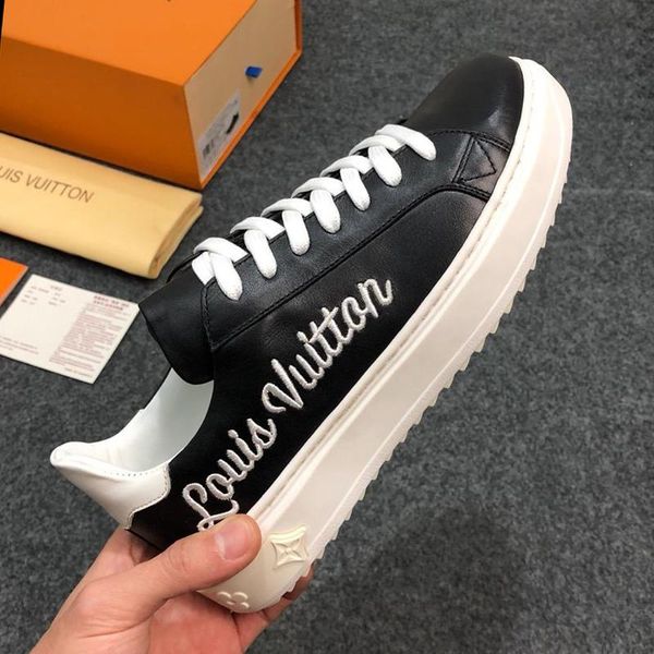 men shoes sneakers outdoor walking lace -up low autumn and winter popular high running footwears fashion shoes black white
men shoes sneakers outdoor walking lace -up low autumn and winter popular high running footwears fashion shoes black white