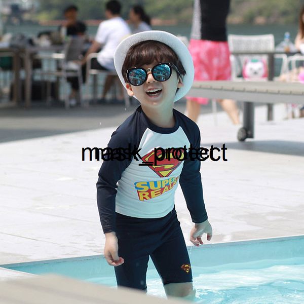 new korean children's baby cartoon superman boy boy's split swimsuit, White;black 
new korean children's baby cartoon superman boy boy's split swimsuit, White;black
