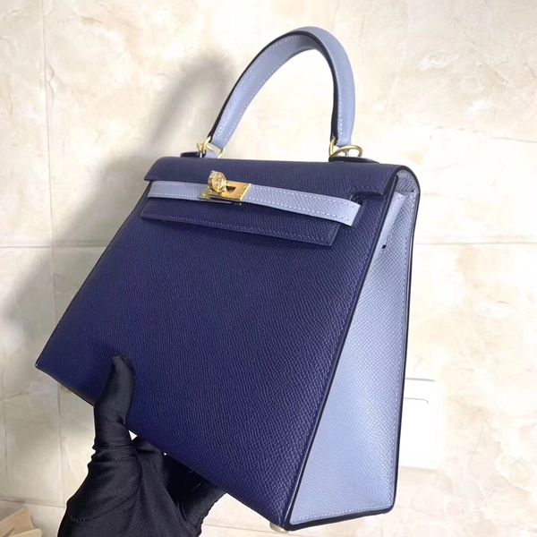 by order half handmade 2tones 25cm epsom leather blue design purse, wax thread, have both gold and silver hardware,contact me for details
by order half handmade 2tones 25cm epsom leather blue design purse, wax thread, have both gold and silver hardware,contact me for details