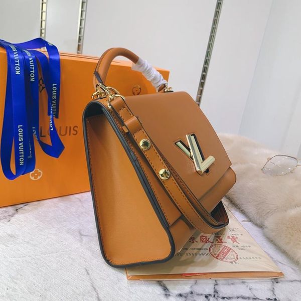 womens bag leather totes with origin box shoulder small flap crossbody bag handle totes ladies fashion design handbags
womens bag leather totes with origin box shoulder small flap crossbody bag handle totes ladies fashion design handbags