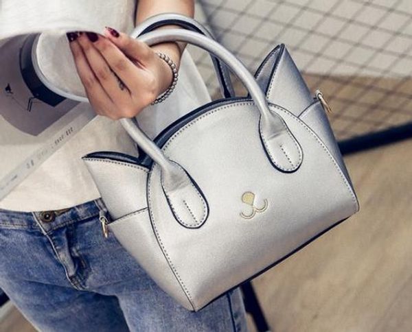 designer bag 2020 new shoulder bags female small bags toothpick pattern female bag portable messenger cat wings bag ing
designer bag 2020 new shoulder bags female small bags toothpick pattern female bag portable messenger cat wings bag ing