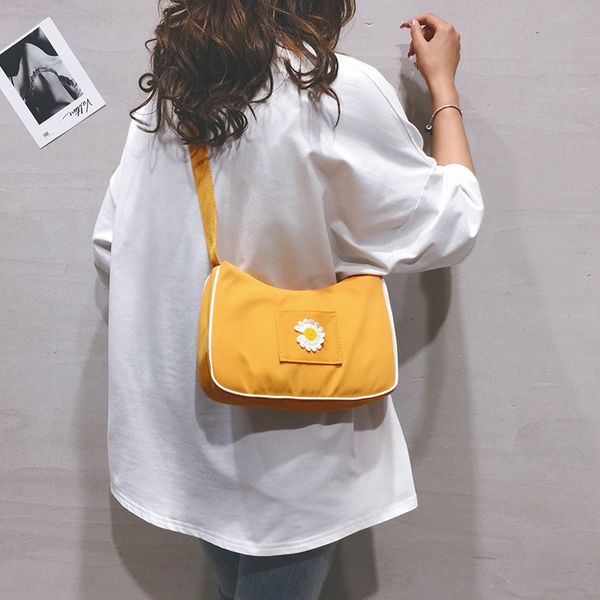 little daisy canvas small square canvas 2020 new fashion women's korean style student shoulder crossbody bag small square bag, White
little daisy canvas small square canvas 2020 new fashion women's korean style student shoulder crossbody bag small square bag, White