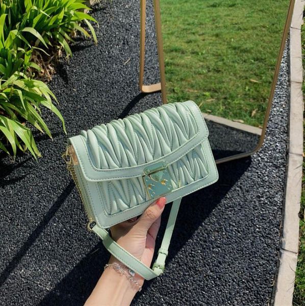 factory wholesale women handbag leather shoulder bag small fresh fold women messenger bag sweet striped fashion bag, Black;red
factory wholesale women handbag leather shoulder bag small fresh fold women messenger bag sweet striped fashion bag, Black;red