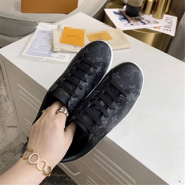 20ss women platform casual sneakers skateboard shoes low utility cut womens trainer sports shoe, Black;red
20ss women platform casual sneakers skateboard shoes low utility cut womens trainer sports shoe, Black;red