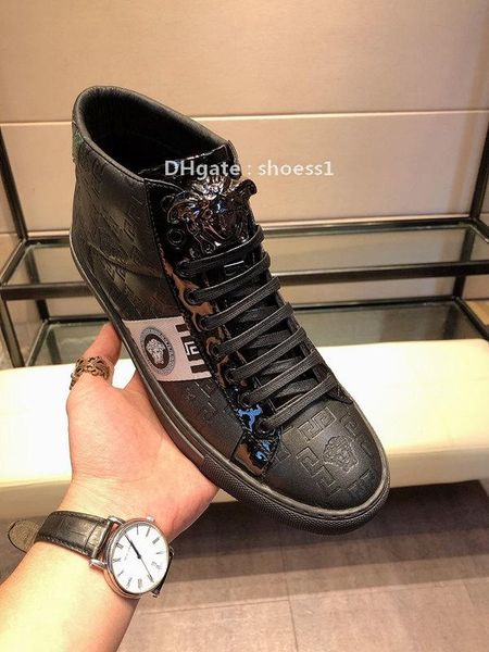 2021-2020f luxury large size comfortable and breathable high -casual men 's short boots ,high -quality fashionable wild lace -up s, Black
2021-2020f luxury large size comfortable and breathable high -casual men 's short boots ,high -quality fashionable wild lace -up s, Black