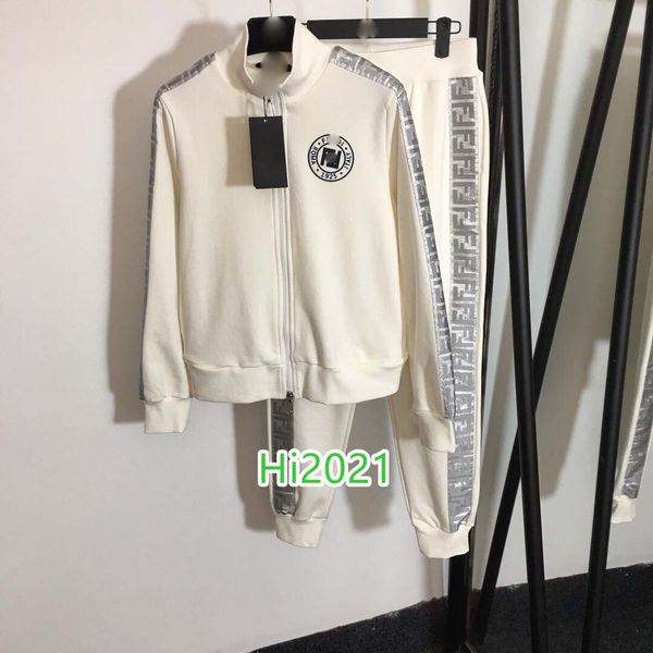 high end women girl casual vintage motion suit letter print double zipper splice coat+same legging pants 2020 fashion design loose set, White
high end women girl casual vintage motion suit letter print double zipper splice coat+same legging pants 2020 fashion design loose set, White